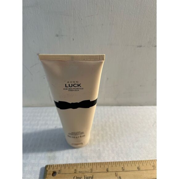 Avon Luck Body Lotion 6.7 For Her - Picture 2 of 4